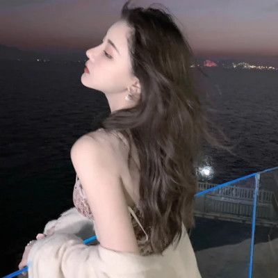 宝藏女孩必备！100张绝美好看的清晰女生头像来袭 女生头像 第39张