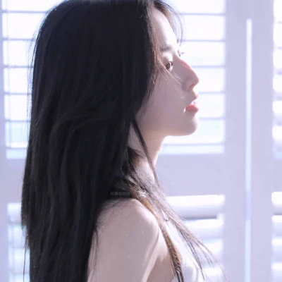 宝藏女孩必备！100张绝美好看的清晰女生头像来袭 女生头像 第34张