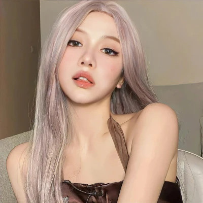 女生的微信头像简单干净大方🌸 女生头像 第9张