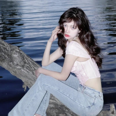 女生的微信头像简单干净大方🌸 女生头像 第14张