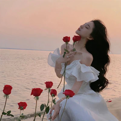 女生的微信头像简单干净大方🌸 女生头像 第24张