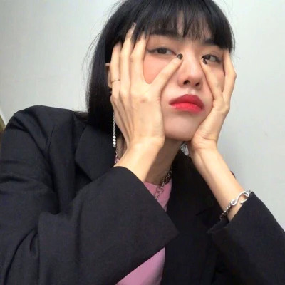 必看！超酷又好看的女生头像大集合 女生头像 第39张