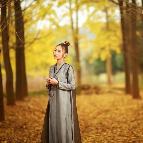 有品位的女人微信头像，气质拉满！ 女生头像 第20张