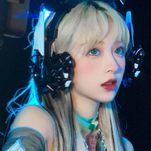 女生第一眼就吸引人的头像图片分享 女生头像 第3张