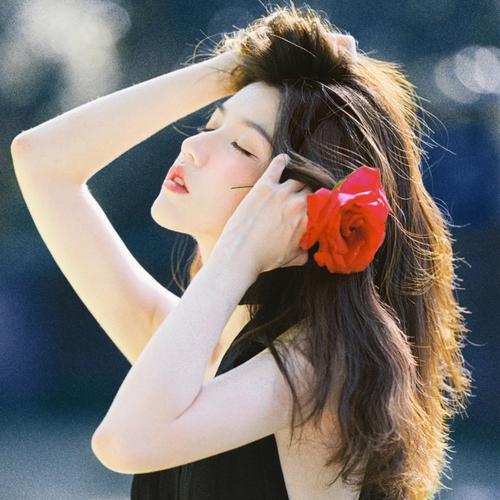 女生第一眼就吸引人的头像图片分享 女生头像 第5张