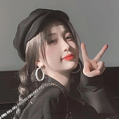 女生第一眼就吸引人的头像图片分享 女生头像 第32张