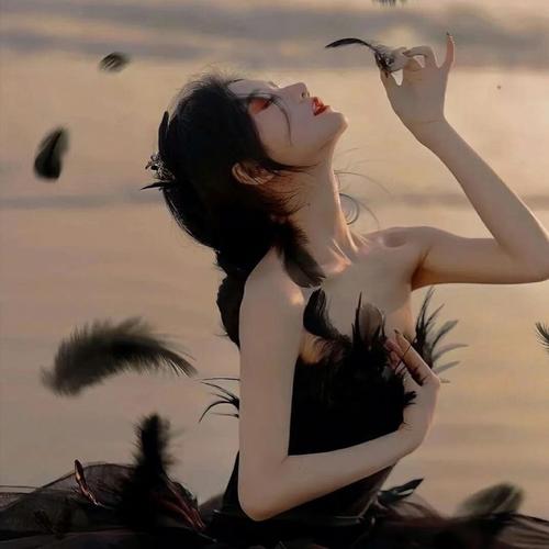 女生第一眼就吸引人的头像图片分享 女生头像 第54张
