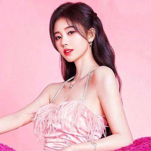 女生第一眼就吸引人的头像图片分享 女生头像 第57张