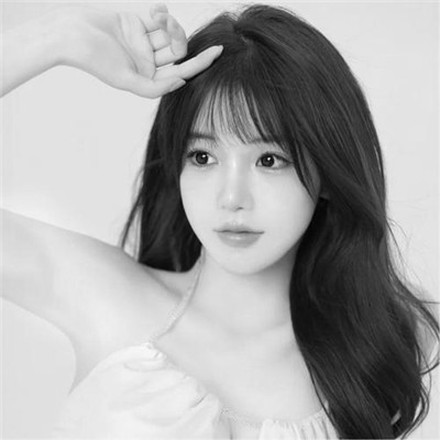 超绝！微信高清黑白女生头像大集合 女生头像 第15张