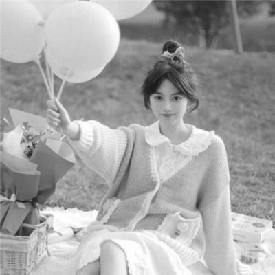 超绝！微信高清黑白女生头像大集合 女生头像 第13张