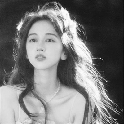 超绝！微信高清黑白女生头像大集合 女生头像 第22张