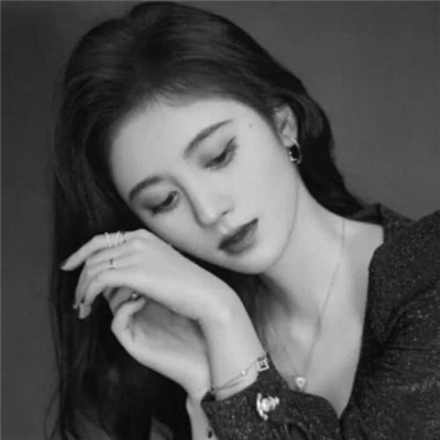 超绝！微信高清黑白女生头像大集合 女生头像 第58张