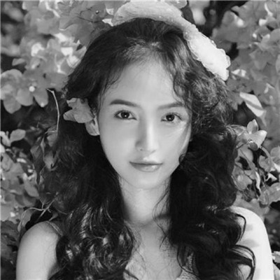超绝！微信高清黑白女生头像大集合 女生头像 第52张