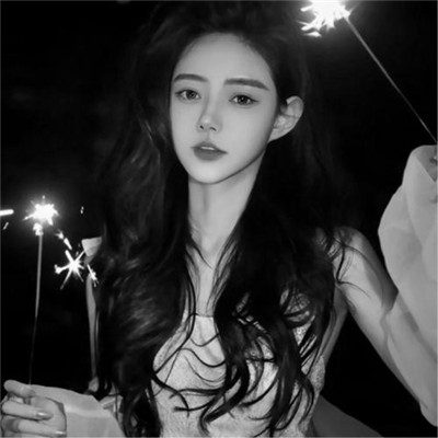 超绝！微信高清黑白女生头像大集合 女生头像 第66张