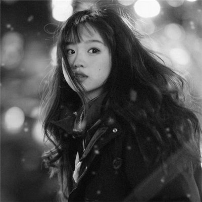 超绝！微信高清黑白女生头像大集合 女生头像 第81张