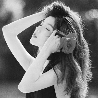 超绝！微信高清黑白女生头像大集合 女生头像 第96张