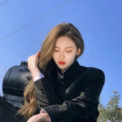 美到犯规！100张女生高清耐看头像大集合 女生头像 第72张