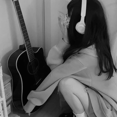 黑白系微信女生头像大全，100 张超有格调 女生头像 第35张