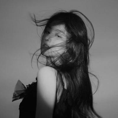 黑白系微信女生头像大全，100 张超有格调 女生头像 第99张