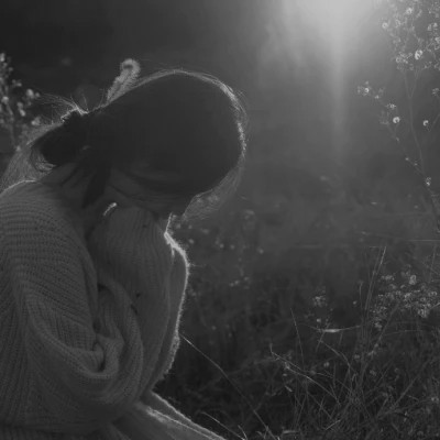 黑白系微信女生头像大全，100 张超有格调 女生头像 第89张