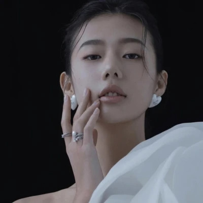 100张高冷御姐图片头像来袭！ 女生头像 第23张