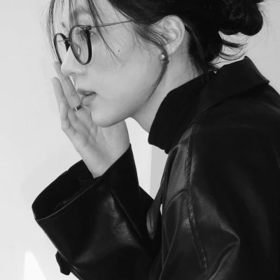 「黑白美女高冷头像」高清合集！冷艳御姐风 / 拽姐范头像无水印下载 女生头像 第32张