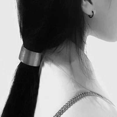 「黑白美女高冷头像」高清合集！冷艳御姐风 / 拽姐范头像无水印下载 女生头像 第84张