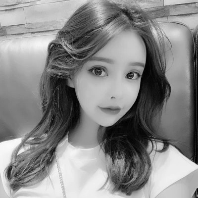 宝藏！100张小众黑白ins风女生真人头像来袭 女生头像 第43张