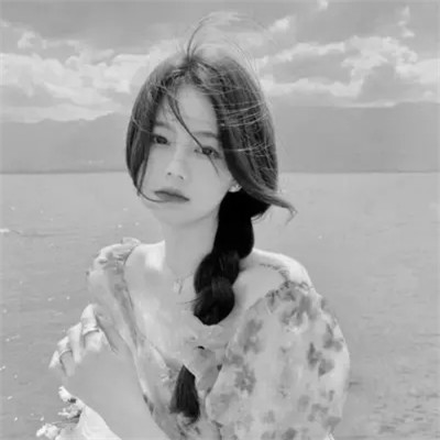 宝藏！100张小众黑白ins风女生真人头像来袭 女生头像 第77张