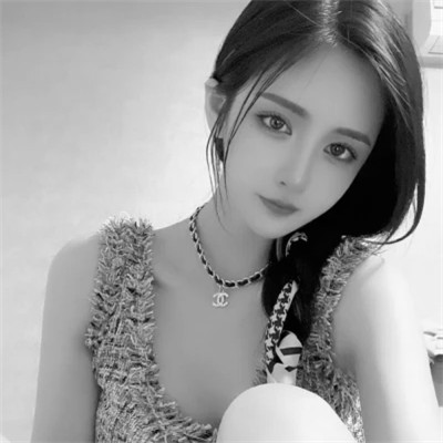 宝藏！100张小众黑白ins风女生真人头像来袭 女生头像 第98张