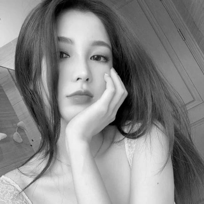 宝藏！100张小众黑白ins风女生真人头像来袭 女生头像 第99张