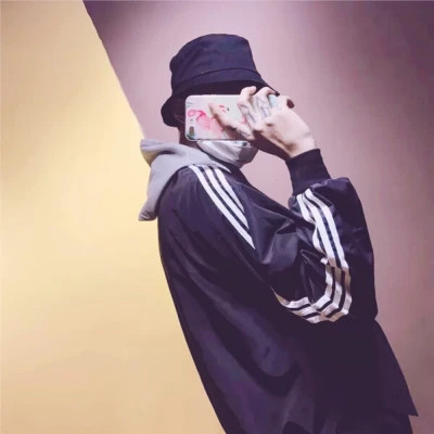 微信一男一女单人情侣头像精选分享 情侣头像 第55张