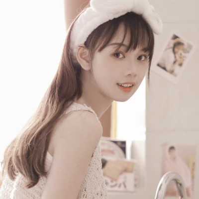 🌟绝美！女生简单又好看的头像大全 女生头像 第3张