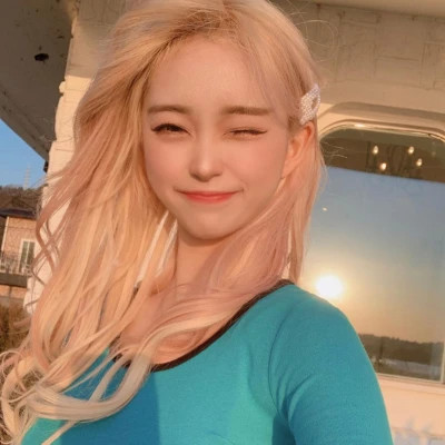 宝藏！100张超稀有真人女生头像来袭 女生头像 第36张