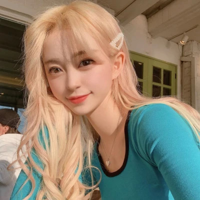 宝藏！100张超稀有真人女生头像来袭 女生头像 第35张
