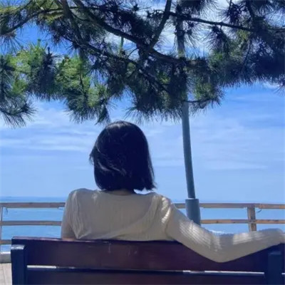 头像慵懒偏冷淡风，狠狠拿捏氛围感 女生头像 第39张