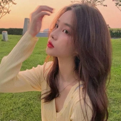 ins慵懒风学生女头，被这组女头美哭😭 女生头像 第32张