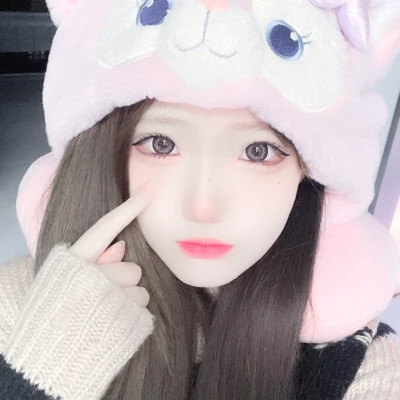 🌟ins风高级质感女生头像大放送 女生头像 第2张