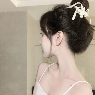 🌟ins风高级质感女生头像大放送 女生头像 第19张