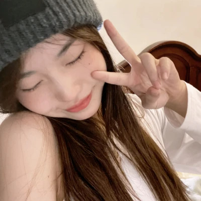 🌟ins风高级质感女生头像大放送 女生头像 第33张