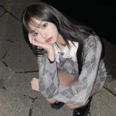 🌟ins风高级质感女生头像大放送 女生头像 第28张