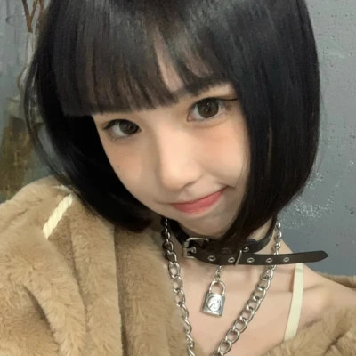 2025必看！超有高级质感的ins风女生头像来袭  女生头像 第4张