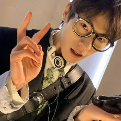 头像男生微信，又帅又酷 男生头像 第9张