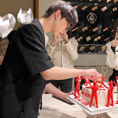 头像男生微信，又帅又酷 男生头像 第29张