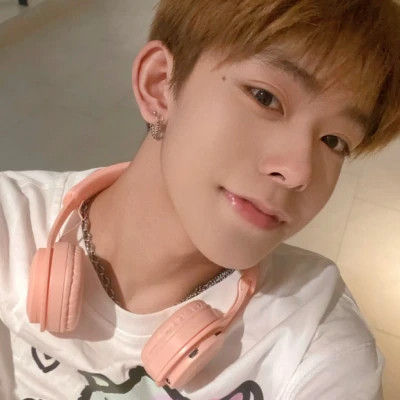 100张真人帅气男生头像大集合，颜值瞬间up！ 男生头像 第15张