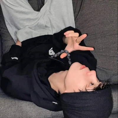 100张真人帅气男生头像大集合，颜值瞬间up！ 男生头像 第42张