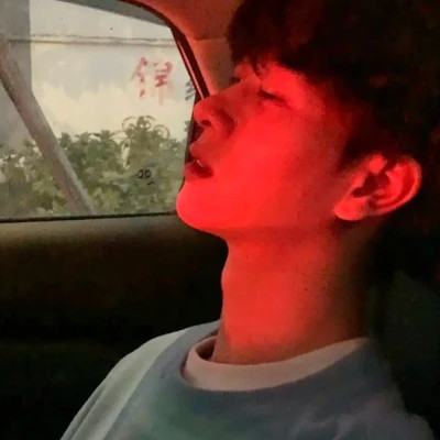 100张真人帅气男生头像大集合，颜值瞬间up！ 男生头像 第66张