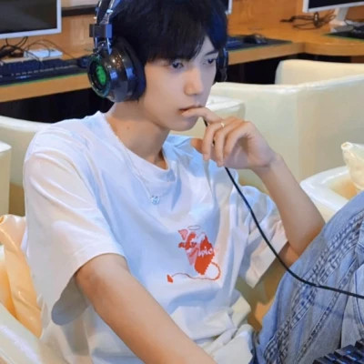 抖音2026年超火男生头像TOP100来袭 男生头像 第6张