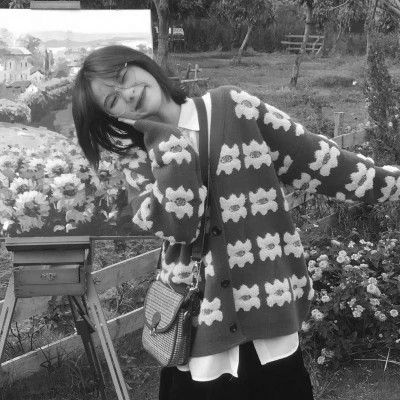 必看！100张女生黑白微信头像大集合，高级感拉满 女生头像 第18张