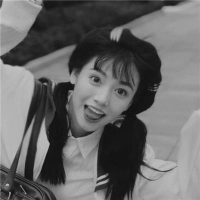 必看！100张女生黑白微信头像大集合，高级感拉满 女生头像 第94张